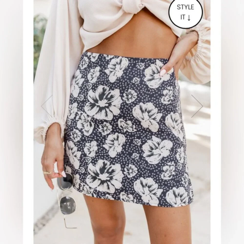 Pink Lily Best Interest At Heart Skirt - Picture 2 of 2